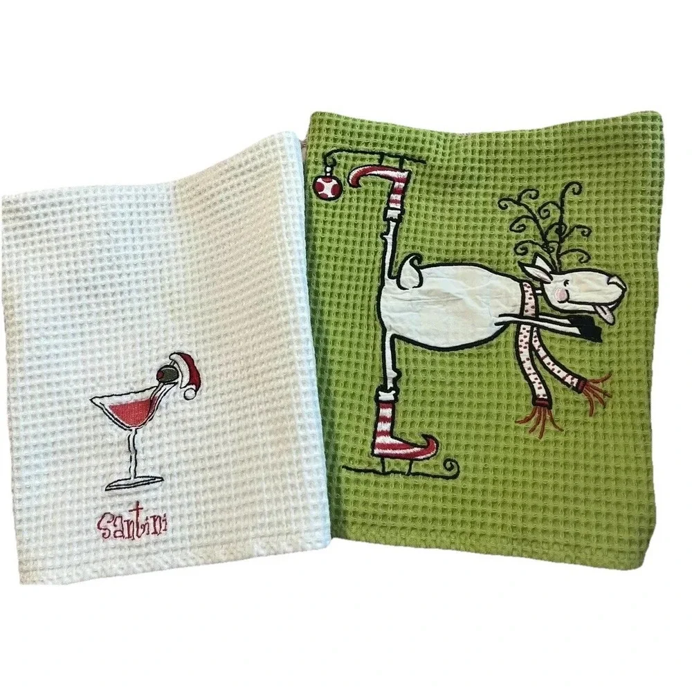 C & F‎ Enterprises Santani And Skating Raindeer Waffle Cotton Dish Towels Read